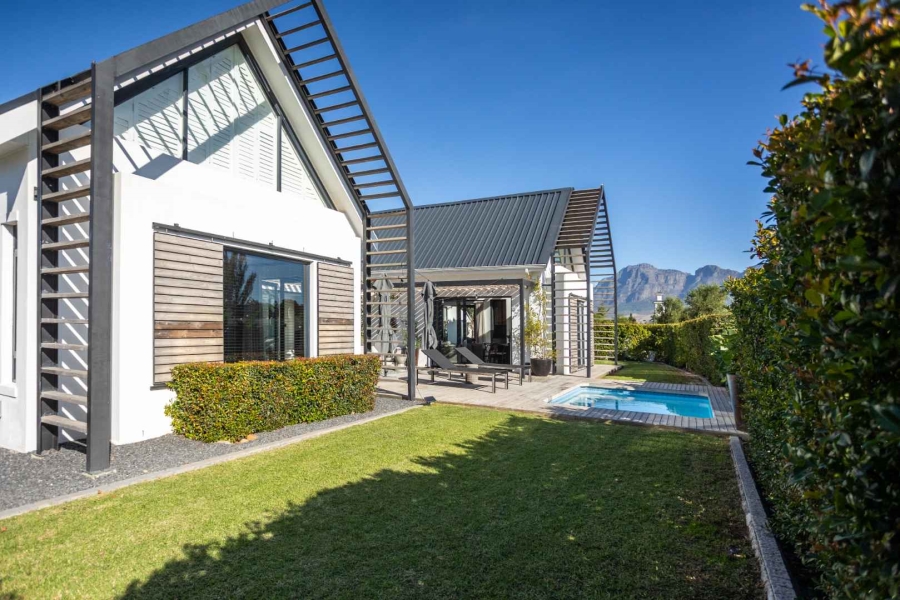 3 Bedroom Property for Sale in Val De Vie Estate Western Cape